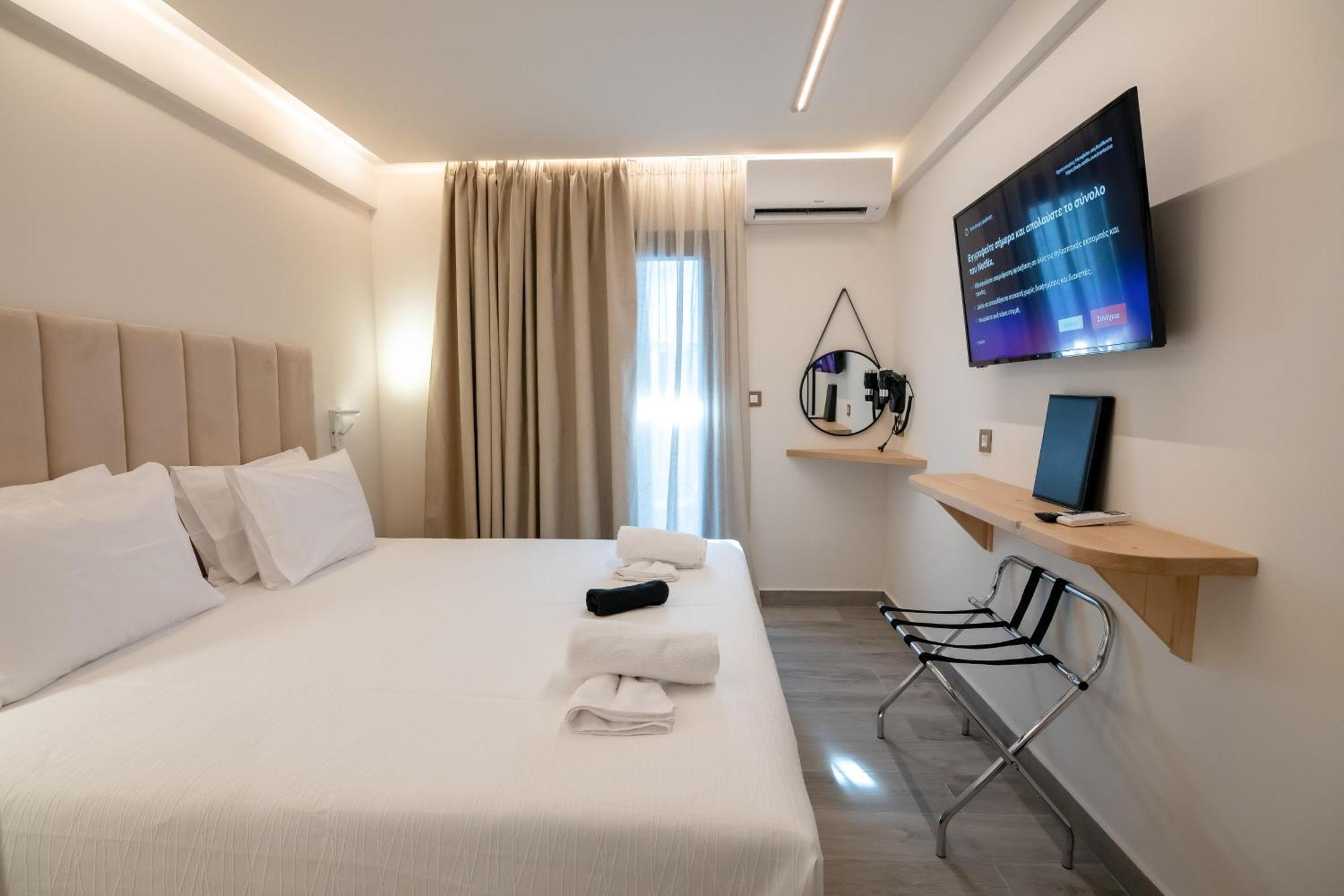 Ocean 11 Hotel Skiathos Exterior photo