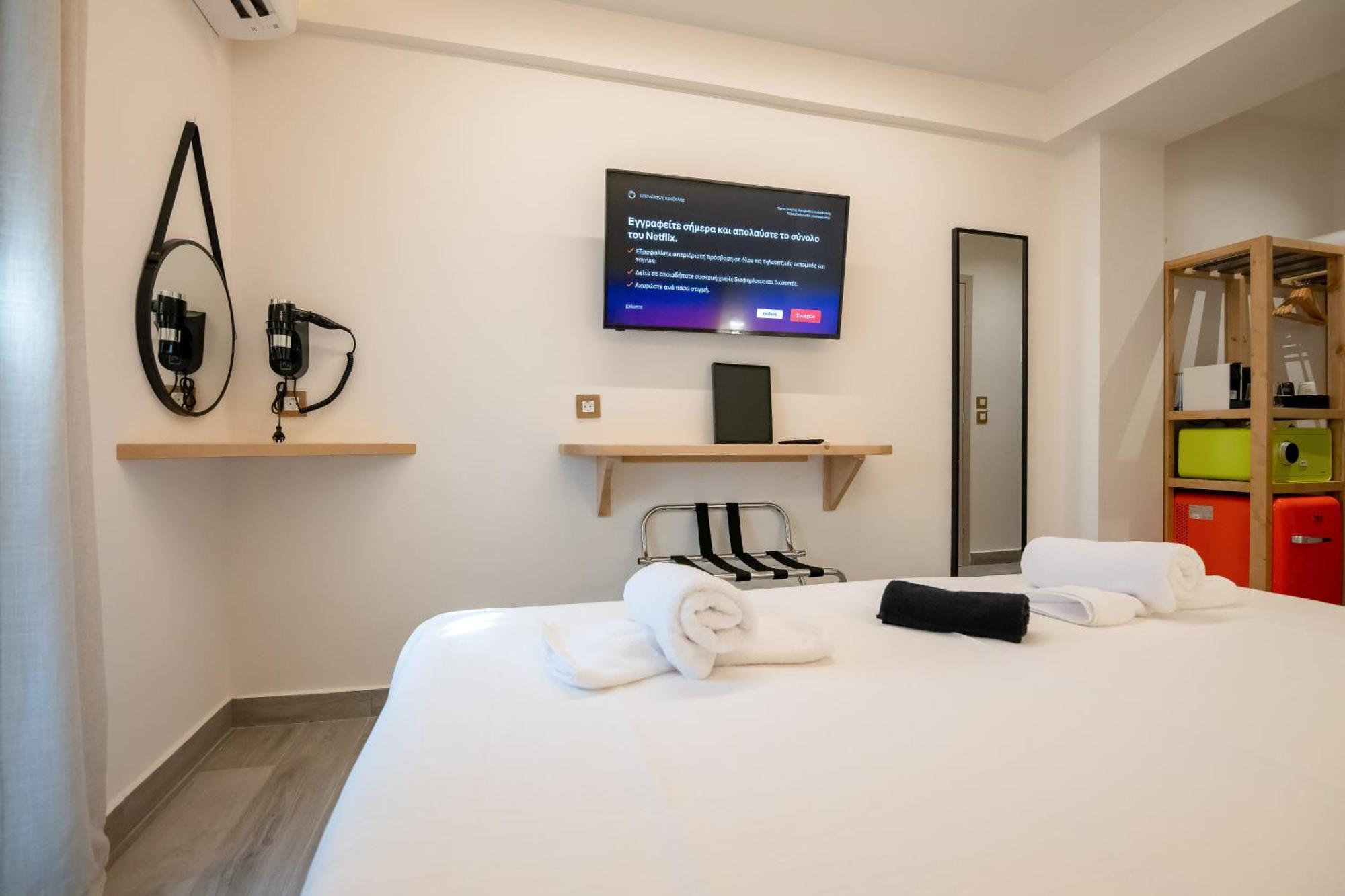 Ocean 11 Hotel Skiathos Exterior photo