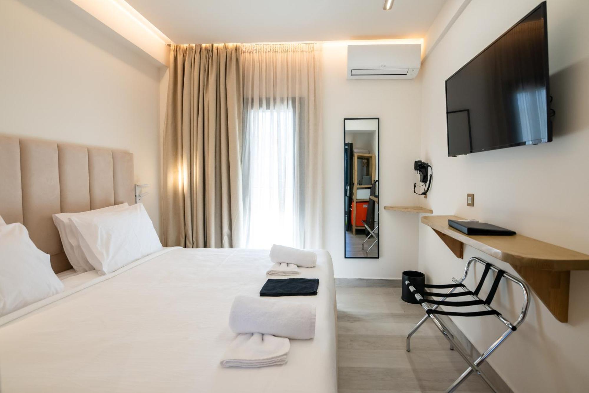 Ocean 11 Hotel Skiathos Exterior photo