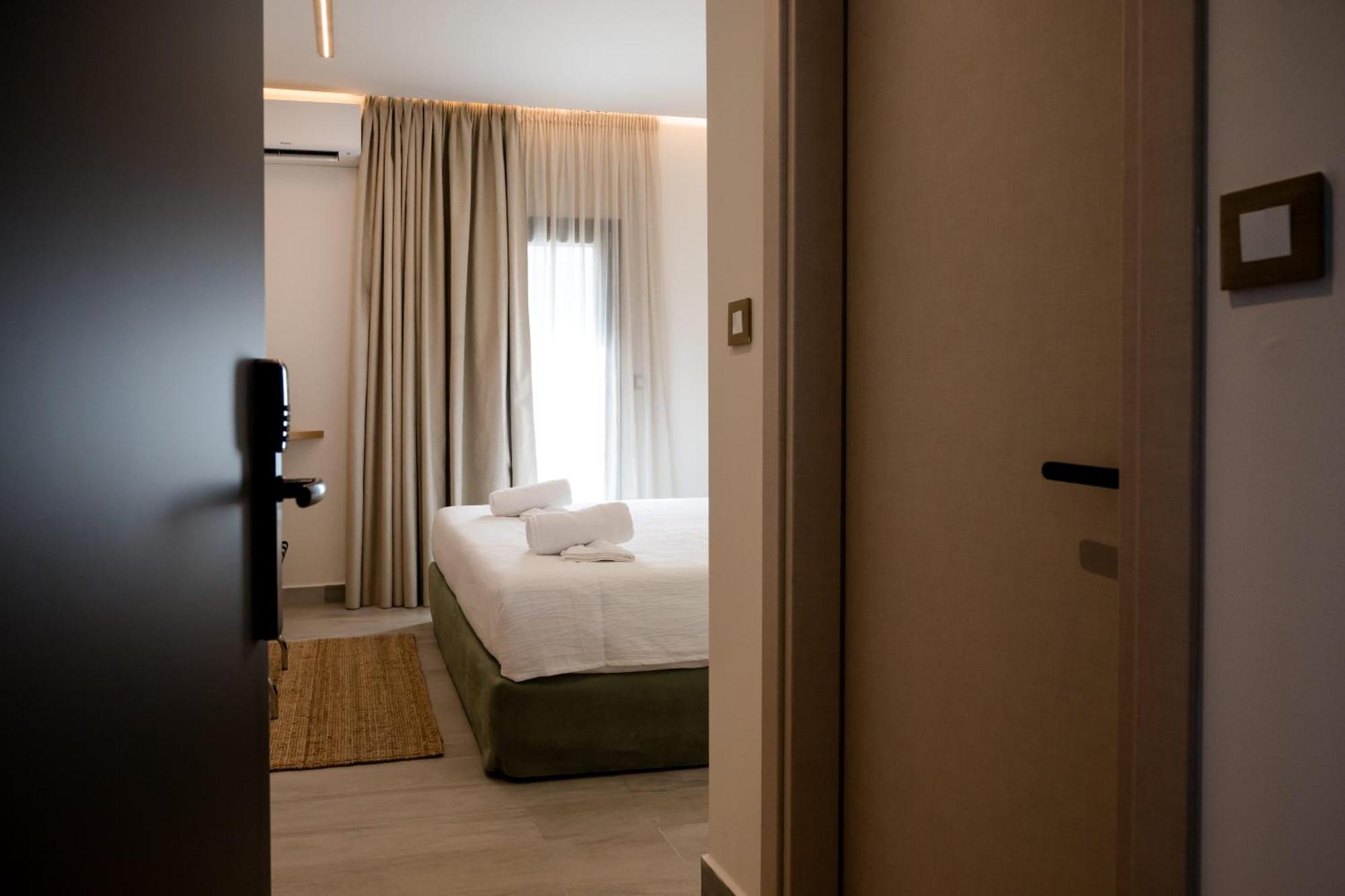 Ocean 11 Hotel Skiathos Exterior photo