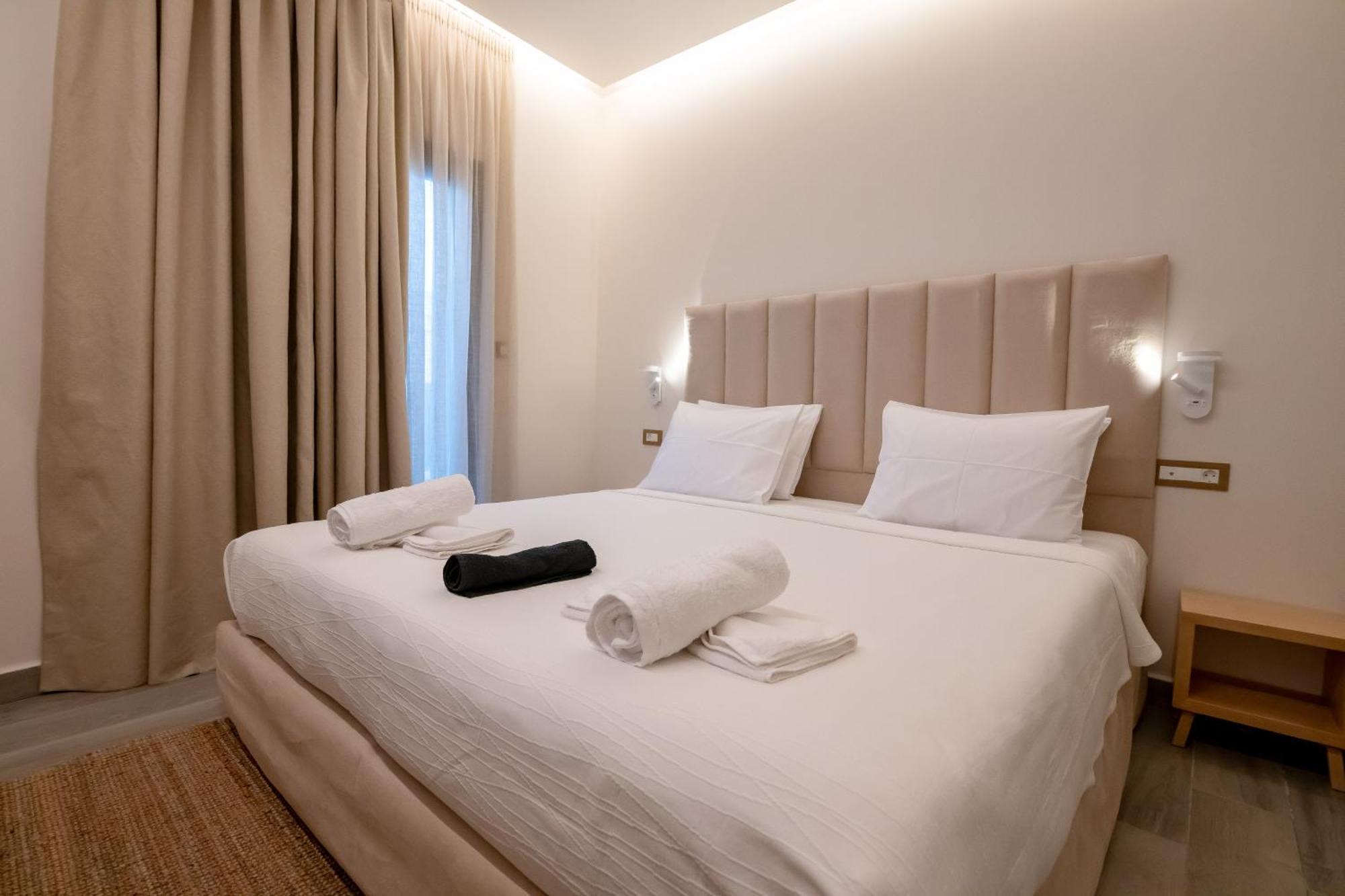 Ocean 11 Hotel Skiathos Exterior photo