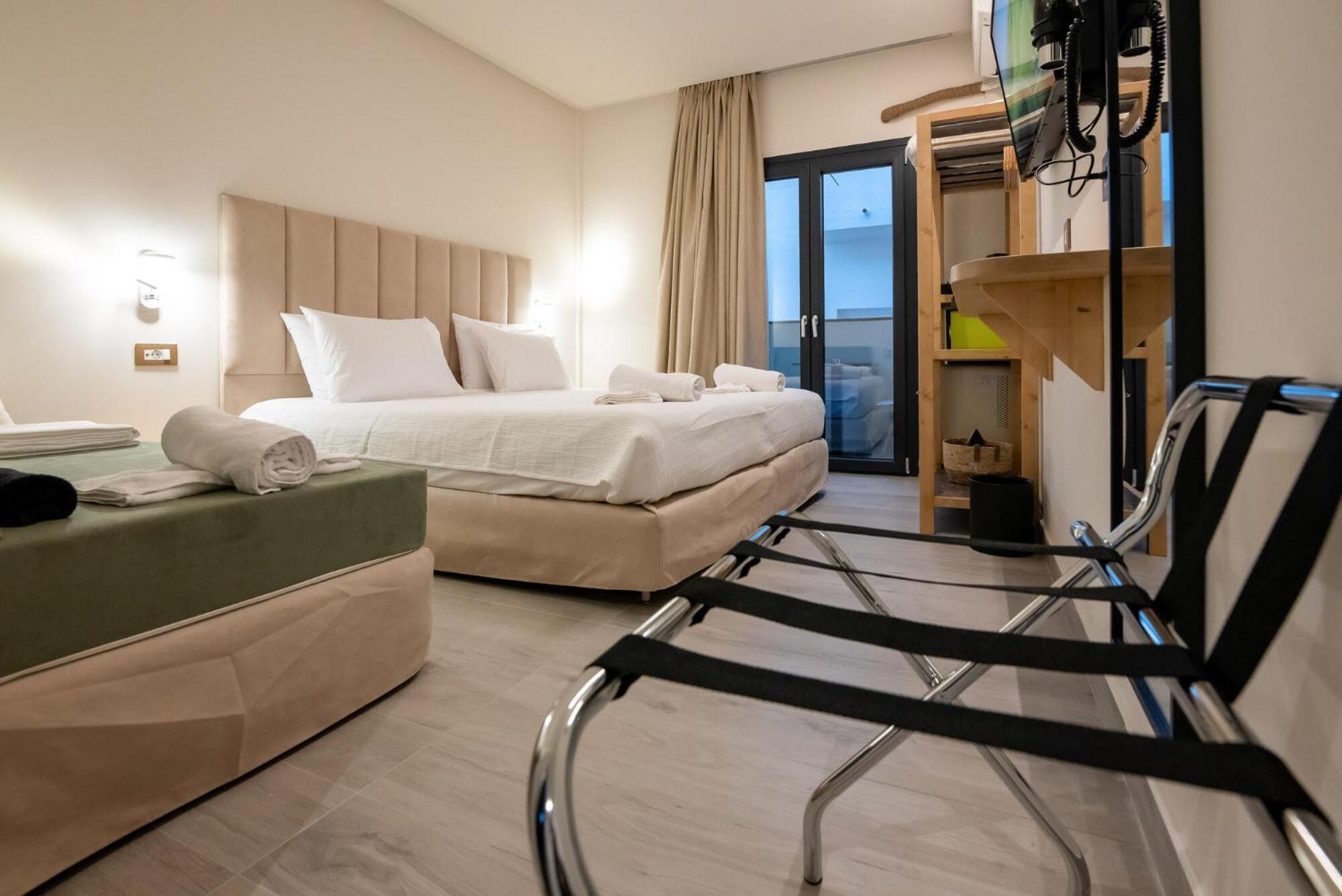 Ocean 11 Hotel Skiathos Exterior photo