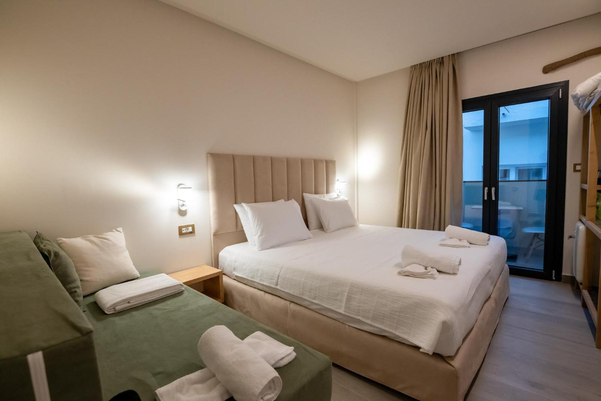 Ocean 11 Hotel Skiathos Exterior photo